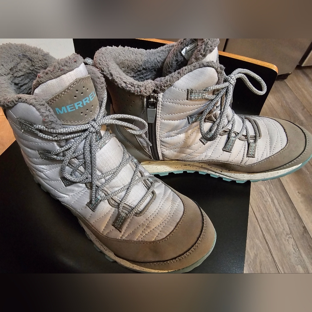 Merrell Antora Snow Boot - women's 11